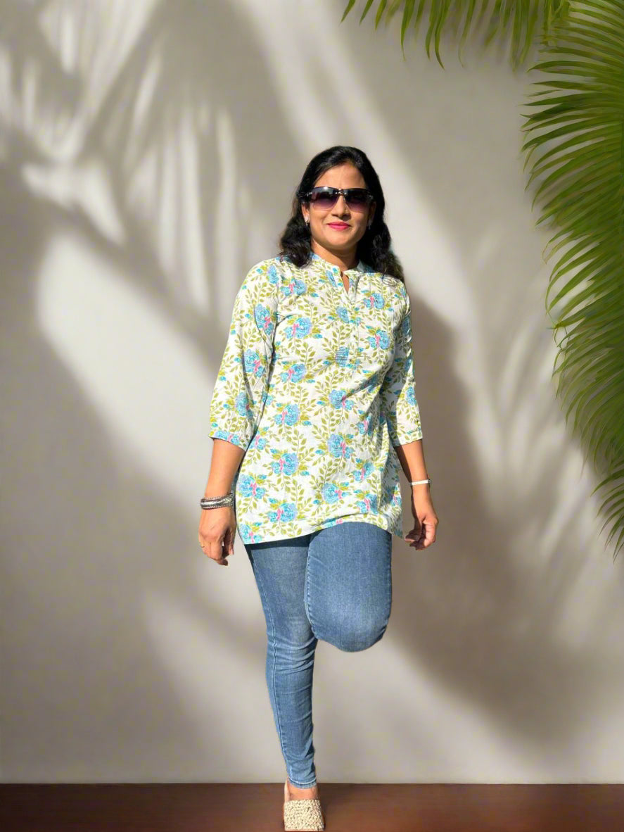 Green Floral Printed Short Kurti