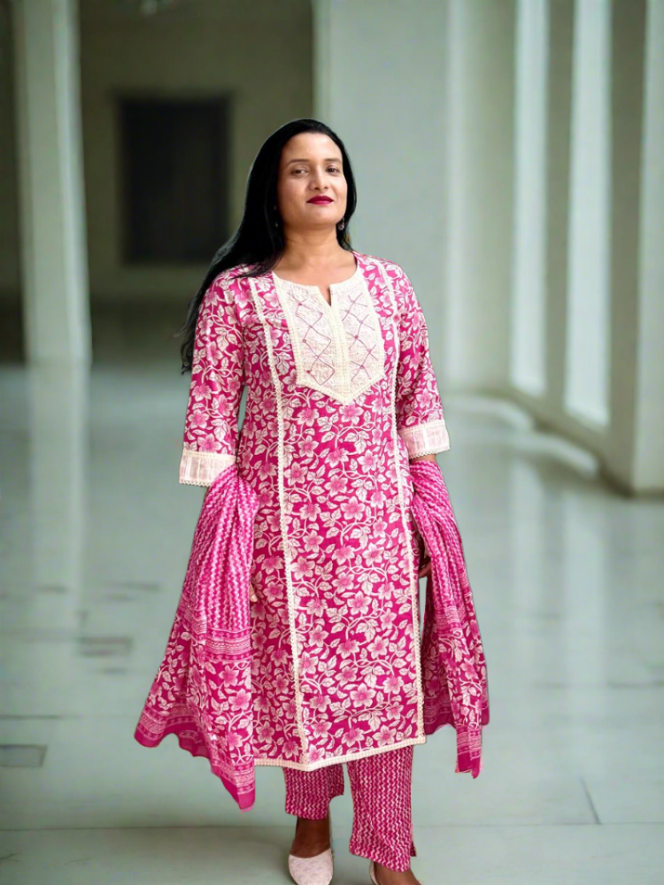 Pink Thread work Kurta & Pant with Dupatta