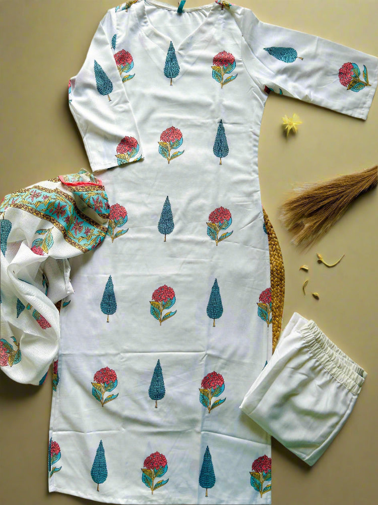 Floral White kurta with pant & Dupatta