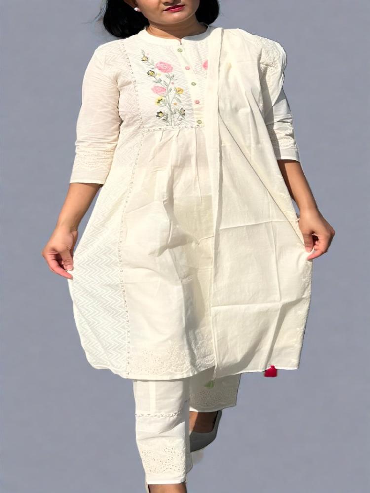 White Embroidered Kurta Pant with Dupatta Set